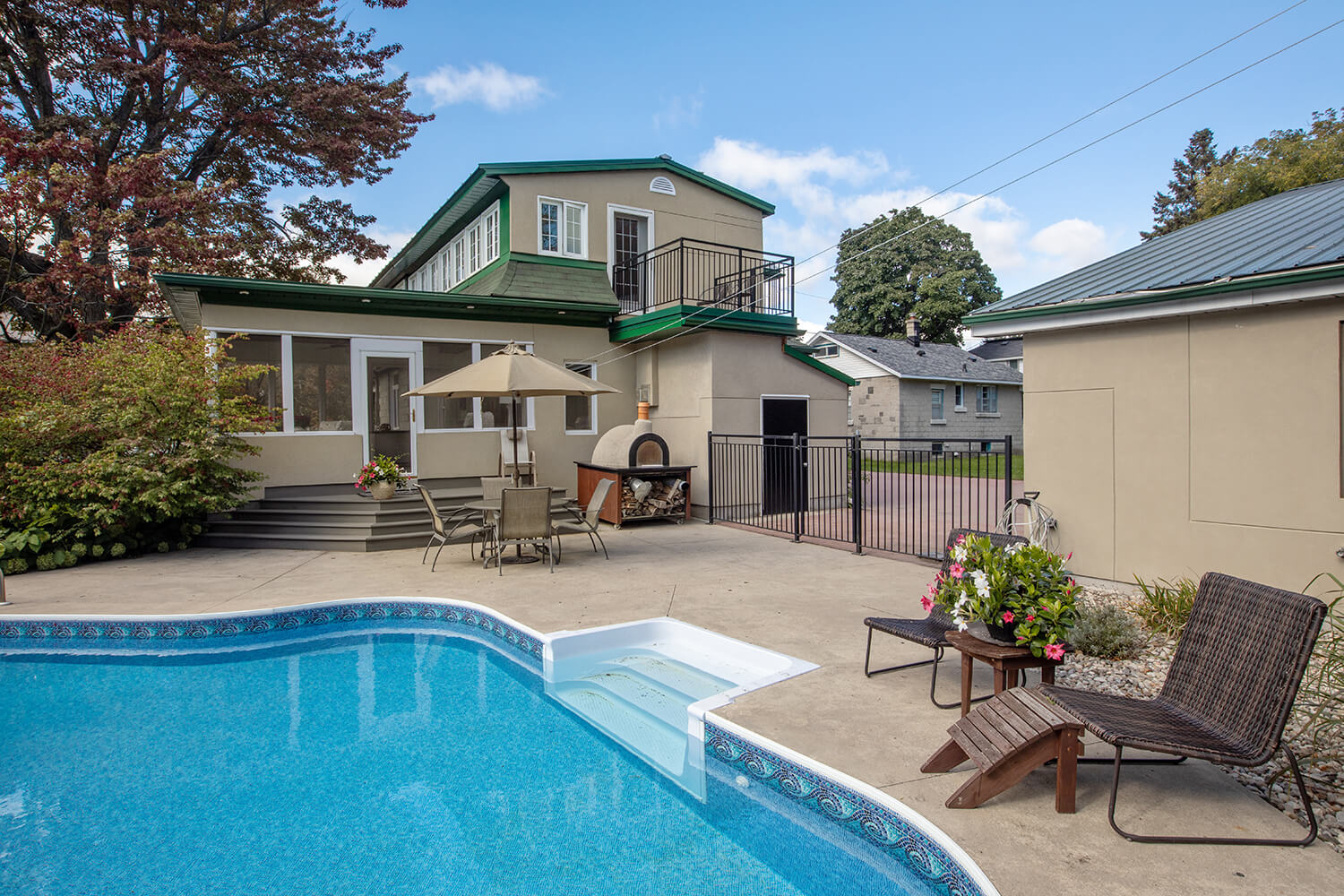 My Childhood Bedroom: Hip, But Not Cool