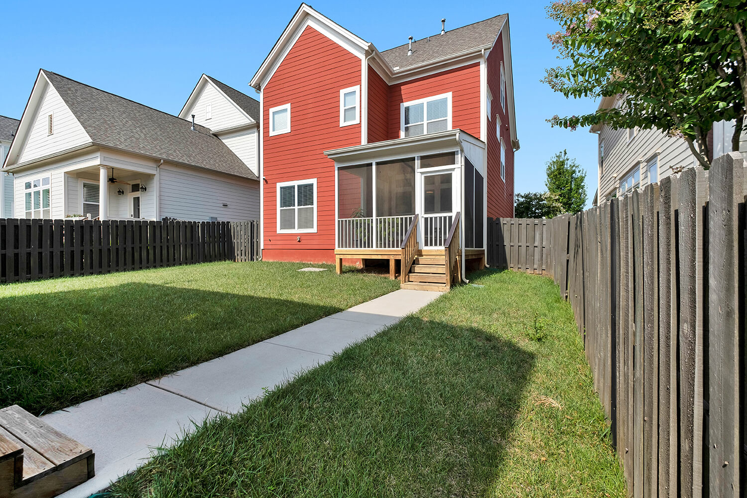 My Childhood Bedroom: Hip, But Not Cool